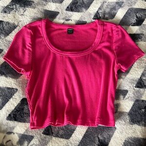 hot pink crop-top